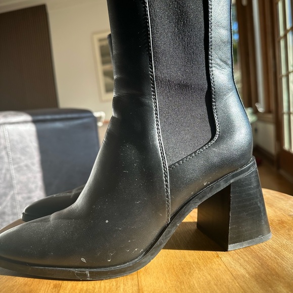 Zara Sleek Black Ankle Booties - Picture 5 of 13